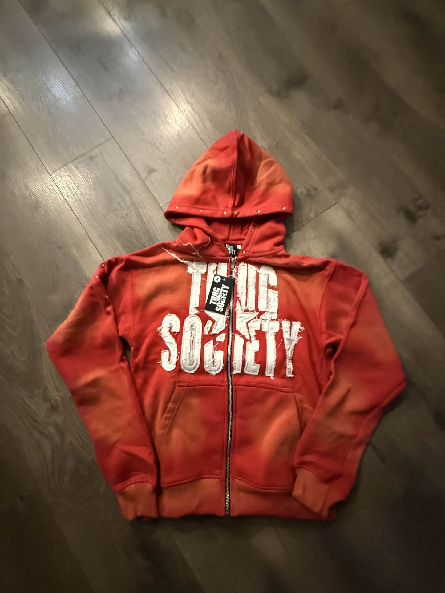“NEVER LACKIN” HOODIE RED